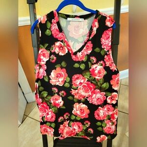 4/$10 Set of 4 EUC Elleness sleeveless top bundle